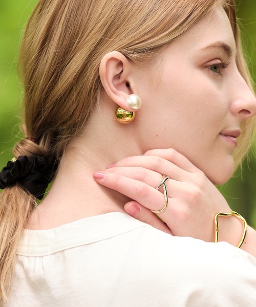 ANOH（アノー）の「コンビパールボールピアス（ピアス（両耳用）・レディース・ゴールド/シルバー・FREE）」の22枚目の写真