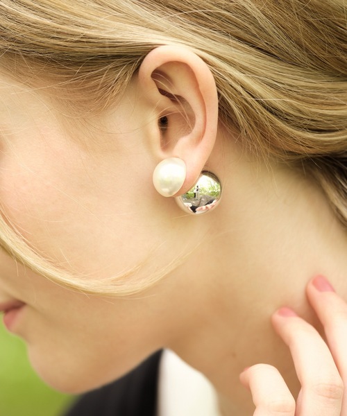 ANOH（アノー）の「コンビパールボールピアス（ピアス（両耳用）・レディース・ゴールド/シルバー・FREE）」の15枚目の写真