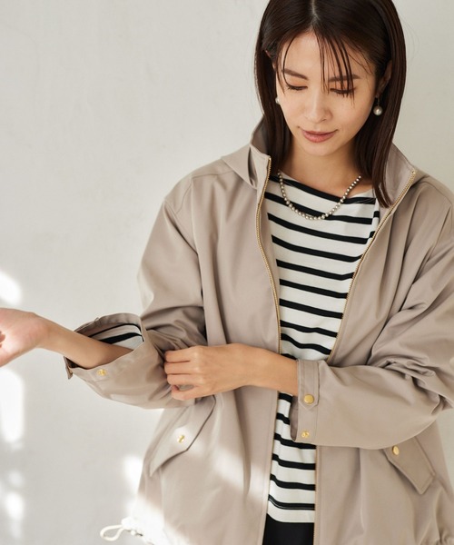 Elura(エルーラ)の「【XLサイズまで対応】大人リュクスマンパ/995214(マウンテンパーカー・レディース・オフホワイト/ベージュ/ネイビー・MEDIUM/LARGE/SMALL/X-LARGE)」の4枚目の写真