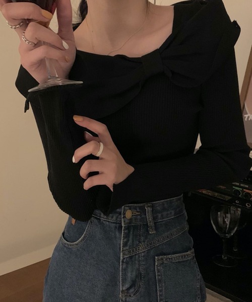 Nia（ニア）の「Nia(ニア)/デコルテリボン　リブニットトップス（ニット/セーター・レディース・レッド/アイボリー/ブラック・FREE）」の15枚目の写真