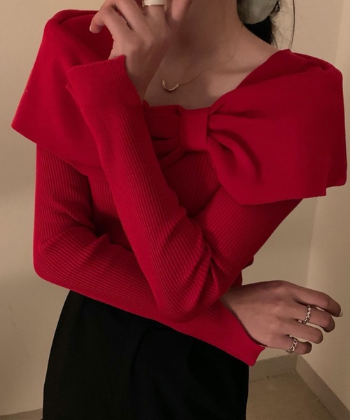 Nia（ニア）の「Nia(ニア)/デコルテリボン　リブニットトップス（ニット/セーター・レディース・レッド/アイボリー/ブラック・FREE）」の10枚目の写真