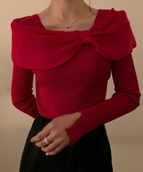 Nia（ニア）の「Nia(ニア)/デコルテリボン　リブニットトップス（ニット/セーター・レディース・レッド/アイボリー/ブラック・FREE）」の7枚目の写真