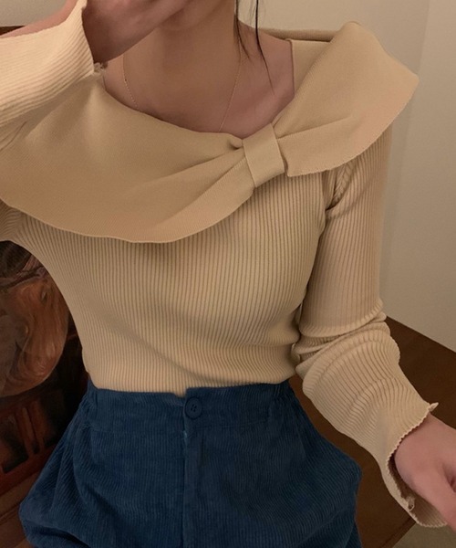 Nia（ニア）の「Nia(ニア)/デコルテリボン　リブニットトップス（ニット/セーター・レディース・レッド/アイボリー/ブラック・FREE）」の21枚目の写真