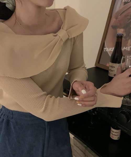 Nia（ニア）の「Nia(ニア)/デコルテリボン　リブニットトップス（ニット/セーター・レディース・レッド/アイボリー/ブラック・FREE）」の20枚目の写真