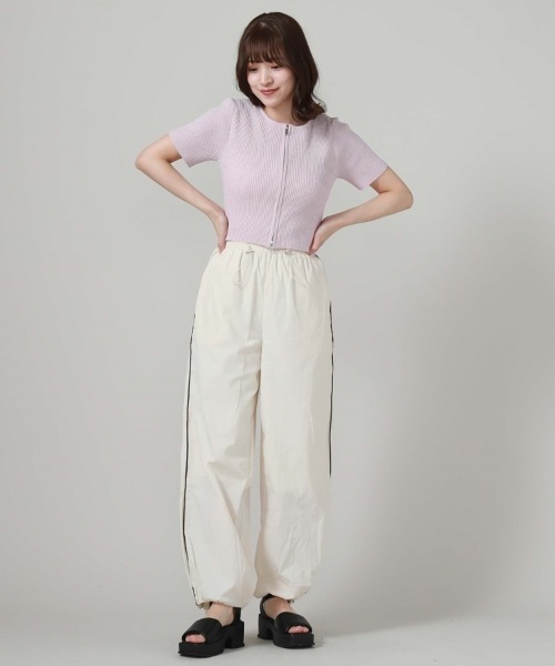 archives(アルシーヴ)の「Wzipハーフスリーブラメリブニット(ニット/セーター・レディース・ブルー/オフホワイト/ピンク/イエロー/オレンジ・MEDIUM)」の13枚目の写真