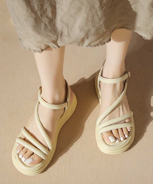 Miniministore(ミニミニストア)の「厚底サンダル ストラップ靴 夏 韓国風(サンダル・レディース・ブラック/アイボリー/クリーム・22.5cm/23.5cm/24.5cm/23.0cm/24.0cm/25.0cm)」の3枚目の写真