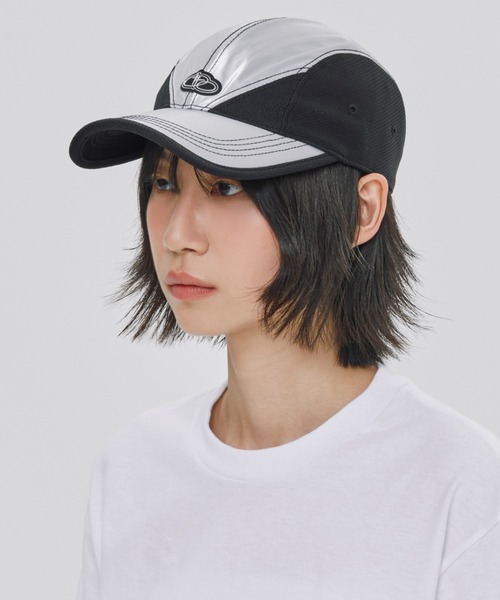 ROMANTIC CROWN(ロマンティッククラウン)の「A'GEM/9 × .kom 『ROMANTIC CROWN/ロマンティック クラウン』 SHINING LOGO BALL CAP/ロゴ キャップ(キャップ・メンズ・ブラック/シルバー・FREE)」の8枚目の写真