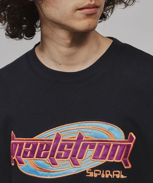 tk.TAKEO KIKUCHI(ティーケータケオキクチ)の「◆アップリケ半袖Tee(Tシャツ/カットソー・メンズ・オフホワイト/ブルー系その他/ブラック・02/04/03)」の7枚目の写真