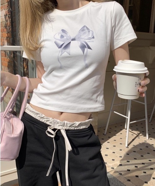 almo(アルモ)の「【LAMPOON】リボンプリントTシャツ(Tシャツ/カットソー・レディース・グレー/ホワイト/ブラック・FREE)」の2枚目の写真