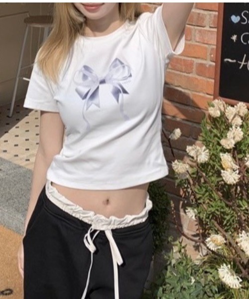 almo(アルモ)の「【LAMPOON】リボンプリントTシャツ(Tシャツ/カットソー・レディース・グレー/ホワイト/ブラック・FREE)」の7枚目の写真
