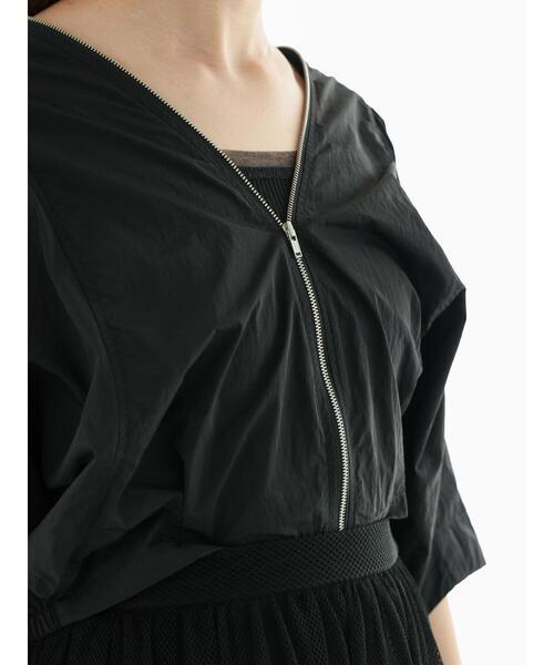 Te chichi（テチチ）の「前後2wayパフスリーブブルゾン（ブルゾン・レディース・ブラック/ベージュ/オフホワイト・F）」の10枚目の写真