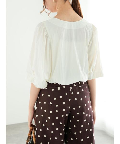 Te chichi（テチチ）の「前後2wayパフスリーブブルゾン（ブルゾン・レディース・ブラック/ベージュ/オフホワイト・F）」の15枚目の写真