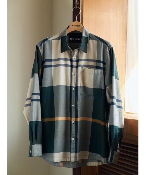 Barbour(バブアー)の「Renford タータンチェック シャツ(オーバーサイズフィット)(シャツ/ブラウス・メンズ・ベージュ/グリーン/オリーブ/グレー・34/36/38/40)」の3枚目の写真