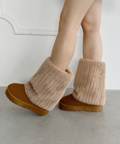 Loueme（ルエム）の「ファーレッグカバーロングムートンブーツ（ブーツ・レディース・ベージュ/キャメル/ブラック・23.5cm/24.5cm）」の19枚目の写真