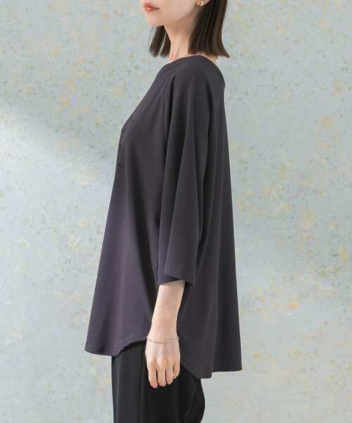 CHIGNON（シニヨン）の「CHIGNON　ジョーゼットラグランTシャツ（Tシャツ/カットソー・レディース・ホワイト/チャコールグレー・FREE）」の6枚目の写真