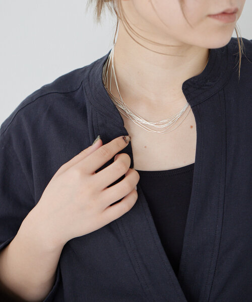 ear PAPILLONNER（イアパピヨネ）の「《スターリングシルバー使用》リキッドシルバー10×40ショートネックレス（ネックレス・レディース・シルバー系その他4・FREE）」の20枚目の写真