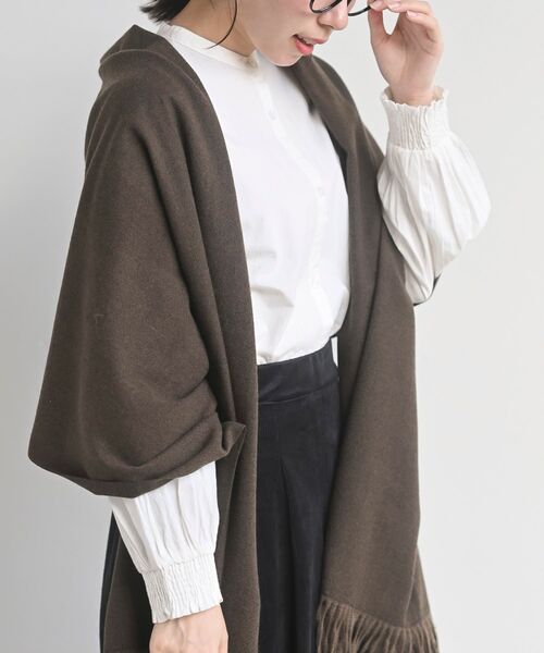 rps(アールピーエス)の「無地大判ストール(ストール/ショール・レディース・杢グレー/ブルー/イエロー系その他/アイボリー/グレー系その他/オレンジ/グリーン/ピンク/ライトグレー/ボルドー/ベージュ系その他/ブルーグリーン/ブラック/サックスブルー/ブラウン系その他/ベージュ系その他3/パープル・フリー)」の7枚目の写真