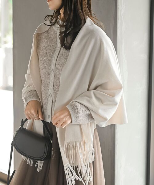 rps(アールピーエス)の「無地大判ストール(ストール/ショール・レディース・杢グレー/ブルー/イエロー系その他/アイボリー/グレー系その他/オレンジ/グリーン/ピンク/ライトグレー/ボルドー/ベージュ系その他/ブルーグリーン/ブラック/サックスブルー/ブラウン系その他/ベージュ系その他3/パープル・フリー)」の8枚目の写真