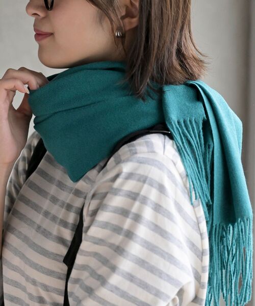 rps(アールピーエス)の「無地大判ストール(ストール/ショール・レディース・杢グレー/ブルー/イエロー系その他/アイボリー/グレー系その他/オレンジ/グリーン/ピンク/ライトグレー/ボルドー/ベージュ系その他/ブルーグリーン/ブラック/サックスブルー/ブラウン系その他/ベージュ系その他3/パープル・フリー)」の10枚目の写真