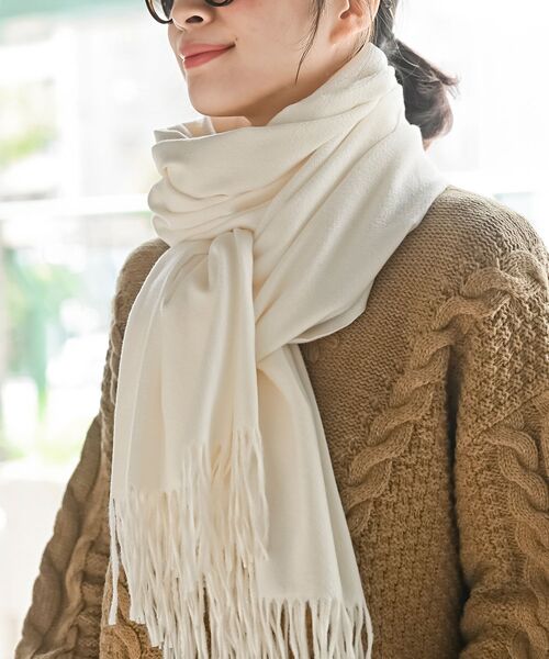 rps(アールピーエス)の「無地大判ストール(ストール/ショール・レディース・杢グレー/ブルー/イエロー系その他/アイボリー/グレー系その他/オレンジ/グリーン/ピンク/ライトグレー/ボルドー/ベージュ系その他/ブルーグリーン/ブラック/サックスブルー/ブラウン系その他/ベージュ系その他3/パープル・フリー)」の18枚目の写真