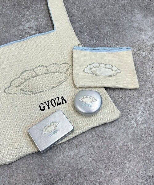 fredy emue（フレディエミュ）の「【Jolie Joli/ジョリジョリ】キャリング刺繍ラウンドケース（ポーチ・レディース・シルバー/ブルー/グリーン/ピンク・FREE）」の9枚目の写真