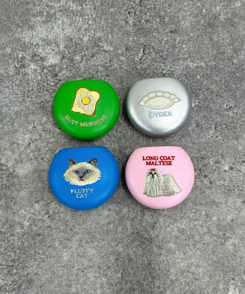 fredy emue（フレディエミュ）の「【Jolie Joli/ジョリジョリ】キャリング刺繍ラウンドケース（ポーチ・レディース・シルバー/ブルー/グリーン/ピンク・FREE）」の14枚目の写真