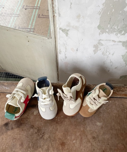 TOPSTAR(トップスター)の「KIDS TOPSTAR コンビカラーマジックテープスニーカー(スニーカー・キッズ・ブラック/シルバー/レッド/ネイビー・24inch/26inch/27inch/28inch/29inch/30inch/31inch)」の6枚目の写真