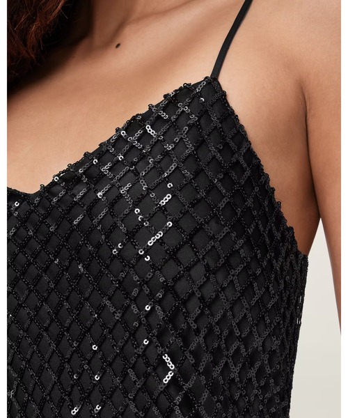 ALLSAINTS(オールセインツ)の「CHANTELLE SEQUIN MIDI SLIP DRESS | CHANTELLE スパンコール ミディ ドレス・ワンピース(ワンピース・レディース・ブラック・8/6/4/10)」の7枚目の写真