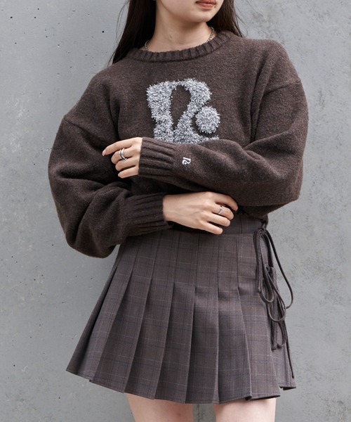 RAY CASSIN(レイカズン)の「【4色展開】ラメロゴジャガードニット(ニット/セーター・レディース・アイボリー/ブラック/ブラウン/レッド・FREE)」の19枚目の写真