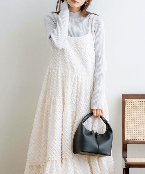 NOAHL（ノアル）の「【NOAHL】アシンメトリーティアードキャミワンピース（ワンピース・レディース・ブラウン/ブラック/アイボリー/ライトベージュ・XS/S/M/L）」の20枚目の写真