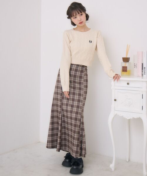 ems excite（エムズエキサイト）の「胸刺繍ケーブルNTPO（ニット/セーター・レディース・ブルー/レッド/ベージュ/ナチュラル・FREE）」の5枚目の写真