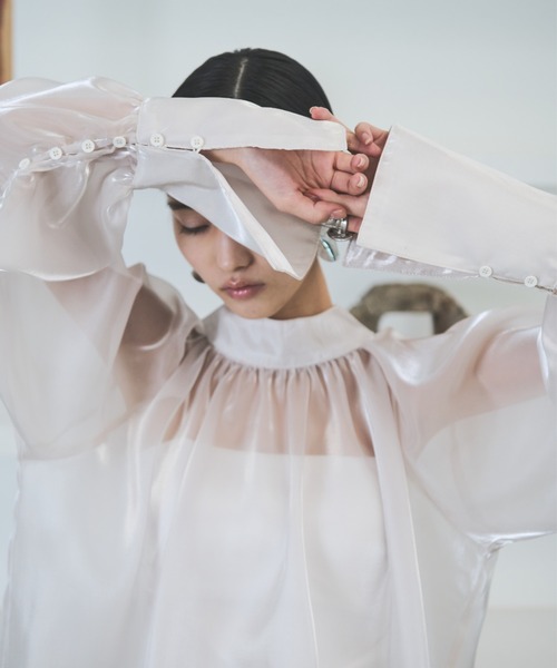 【極美品】ALAIA シャツ ブラウス アイボリー ギャザー オーバーサイズ 極美品】ALAIA シャツ ブラウス アイボリー ギャザー オーバーサイズ