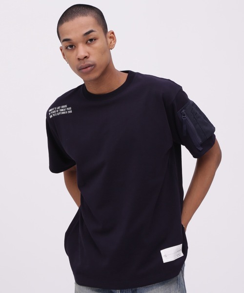 AVIREX（アヴィレックス）の「MIL. POCKET T-SHIRT / ミリタリーポケット 半袖Tシャツ / AVIREX / アヴィレックス（Tシャツ/カットソー・メンズ・ホワイト/ネイビー/チャコール/ライトグレー・MEDIUM/XX-LARGE/X-LARGE/LARGE）」の4枚目の写真