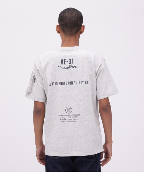 AVIREX（アヴィレックス）の「MIL. POCKET T-SHIRT / ミリタリーポケット 半袖Tシャツ / AVIREX / アヴィレックス（Tシャツ/カットソー・メンズ・ホワイト/ネイビー/チャコール/ライトグレー・MEDIUM/XX-LARGE/X-LARGE/LARGE）」の18枚目の写真