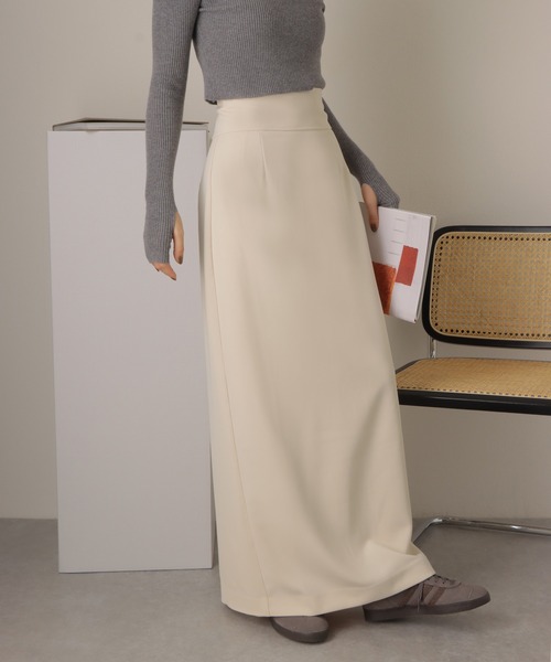 LAULEN（ローレン）の「tuck long tight skirt/タック ロング タイト スカート（スカート・レディース・アイボリー/ブラック・M/S）」の7枚目の写真