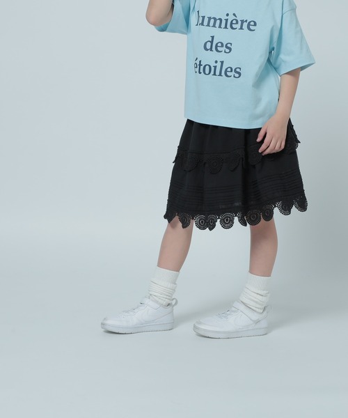 LOWRYS FARM（ローリーズファーム）の「レースミディスカート　292631（スカート・キッズ・ブラック/オフホワイト・150cm/140cm/130cm/120cm/110cm）」の15枚目の写真