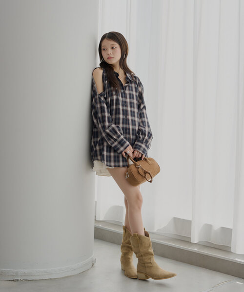 Chico（チコ）の「レースティアードショートパンツ（その他パンツ・レディース・ホワイト/ブラック/ライトベージュ/ネイビー・FREE）」の21枚目の写真