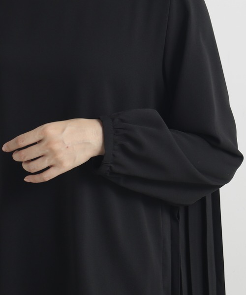 FOUND GOOD（ファウンドグッド）の「O/バックプリーツブラウス（シャツ/ブラウス・レディース・ホワイト系5/ブラック/ネイビー・M/S/L）」の11枚目の写真