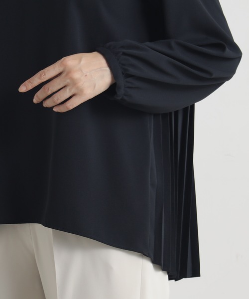 FOUND GOOD（ファウンドグッド）の「O/バックプリーツブラウス（シャツ/ブラウス・レディース・ホワイト系5/ブラック/ネイビー・M/S/L）」の15枚目の写真