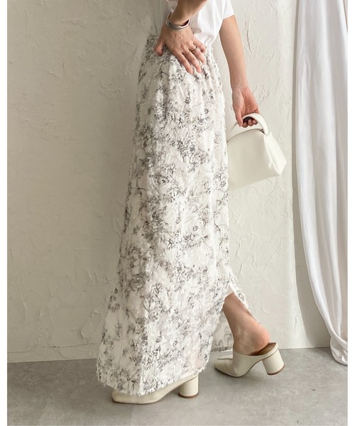 She's Closet(シーズクローゼット)の「花柄シアージャガードハイウエストナローロングフリンジスカート(スカート・レディース・ベージュ/オフホワイト・FREE)」の21枚目の写真