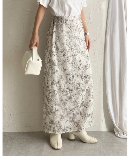 She's Closet(シーズクローゼット)の「花柄シアージャガードハイウエストナローロングフリンジスカート(スカート・レディース・ベージュ/オフホワイト・FREE)」の22枚目の写真