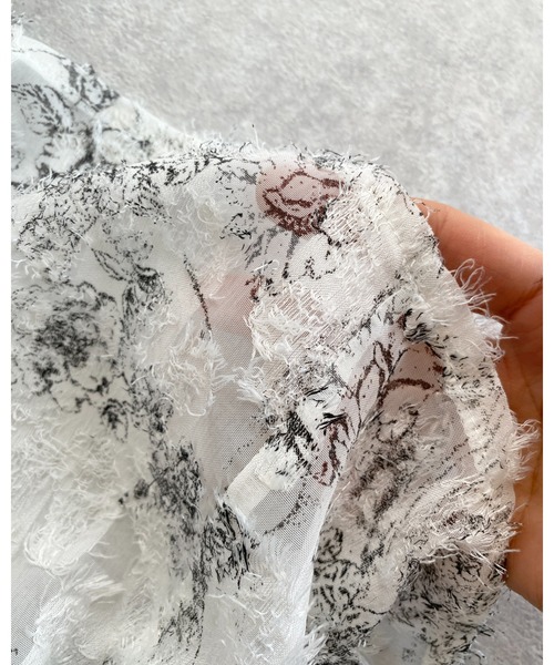She's Closet(シーズクローゼット)の「花柄シアージャガードハイウエストナローロングフリンジスカート(スカート・レディース・ベージュ/オフホワイト・FREE)」の8枚目の写真