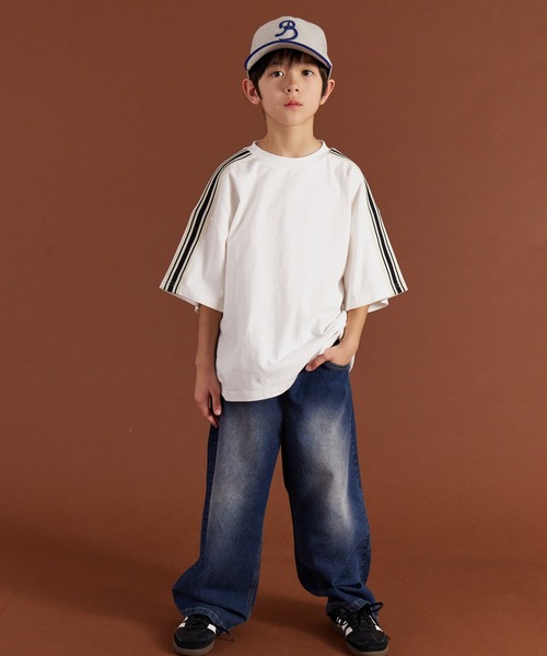 PAIRMANON STREET（ペアマノンストリート）の「【PAIRMANON STREET】袖 ラインテープ 半袖 Tシャツ（Tシャツ/カットソー・キッズ・ピンク/ブラック/ホワイト/ベージュ・90/160/110/140/120/100/150/130）」の6枚目の写真