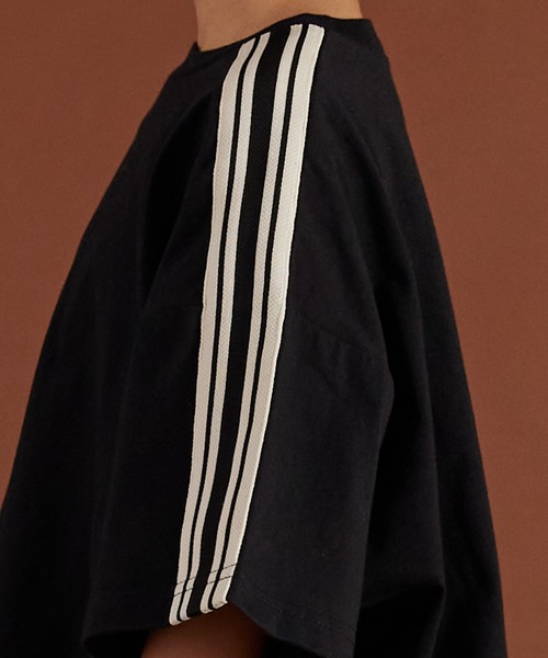 PAIRMANON STREET（ペアマノンストリート）の「【PAIRMANON STREET】袖 ラインテープ 半袖 Tシャツ（Tシャツ/カットソー・キッズ・ピンク/ブラック/ホワイト/ベージュ・90/160/110/140/120/100/150/130）」の14枚目の写真