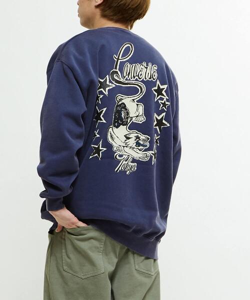 CONVERSE TOKYO(コンバーストウキョウ)の「VINTAGE-LIKE BACK PRINT SWEAT(スウェット・レディース・ブラック/ネイビー/ボルドー・MEDIUM/SMALL)」の4枚目の写真