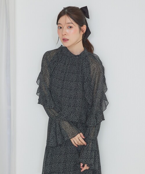 SELFIST（セルフィスト）の「【セットアップ対応】フリルスリーブシアードットブラウス　春服　オケージョン（シャツ/ブラウス・レディース・ブラック/アイボリー・フリー）」の16枚目の写真