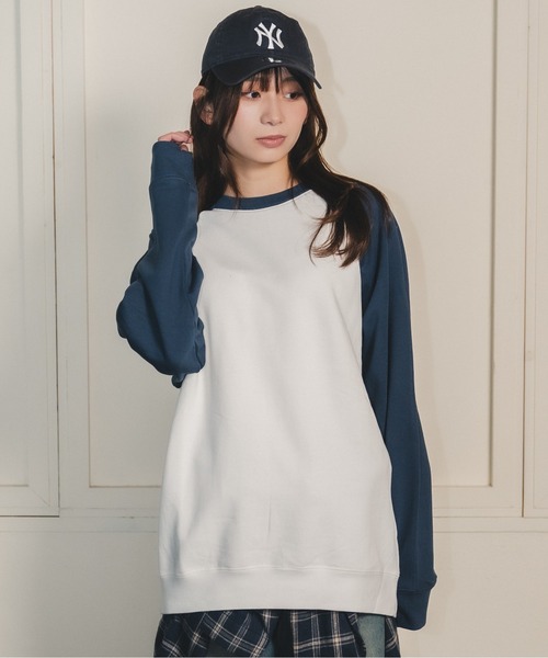 madrepadre（マドレパドレ）の「ルーズフィットバイカラースウェット（スウェット・レディース・ヘザーグレー/ホワイト×ブルー・SMALL/MEDIUM/LARGE）」の5枚目の写真