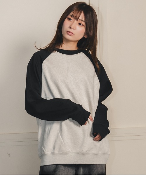 madrepadre（マドレパドレ）の「ルーズフィットバイカラースウェット（スウェット・レディース・ヘザーグレー/ホワイト×ブルー・SMALL/MEDIUM/LARGE）」の9枚目の写真