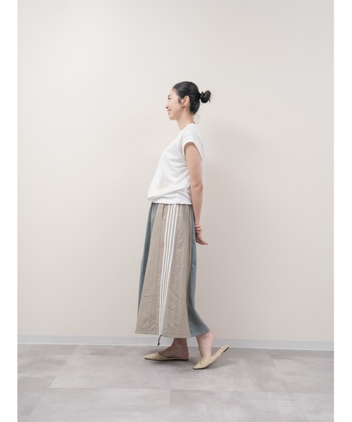 DOLLUPOOPS（ドールアップウップス）の「サイドラインヘムドロストデニムドッキングスカート（デニムスカート・レディース・ブラック/カーキ/ベージュ・38）」の10枚目の写真