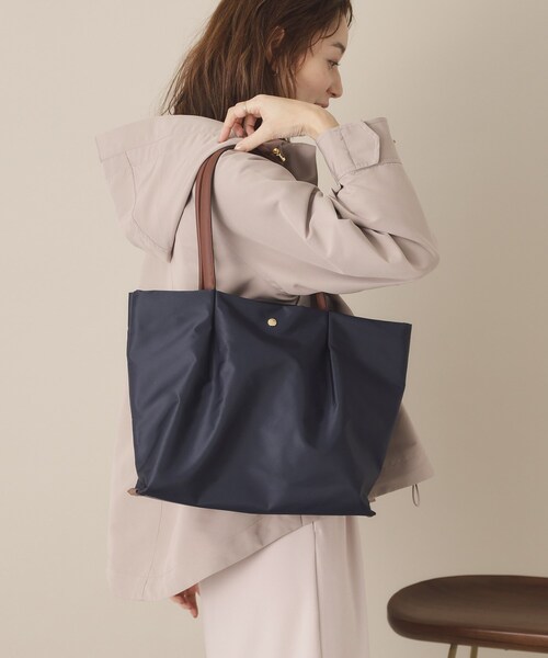 ITS'DEMO（イッツデモ）の「【通勤】肩楽PC収納A4トート（トートバッグ・レディース・ブラック/グレー/パープル/ネイビー・00）」の4枚目の写真